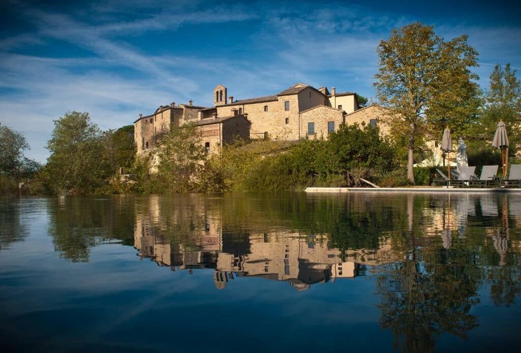 Castel Monastero