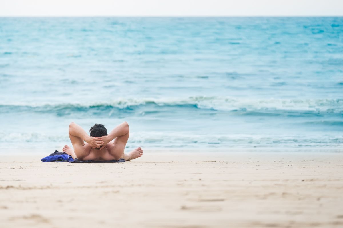 Plage naturiste provence