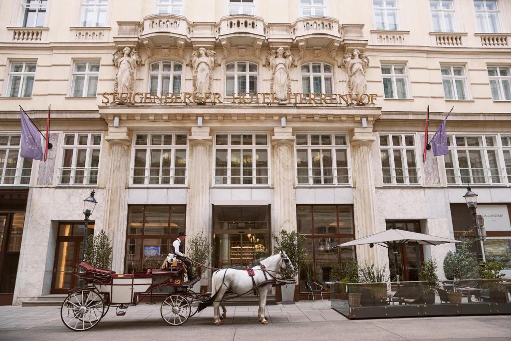 Steigenberger Hotel Herrenhof